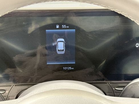 Certified 2025 Hyundai Kona SEL FWD image 17