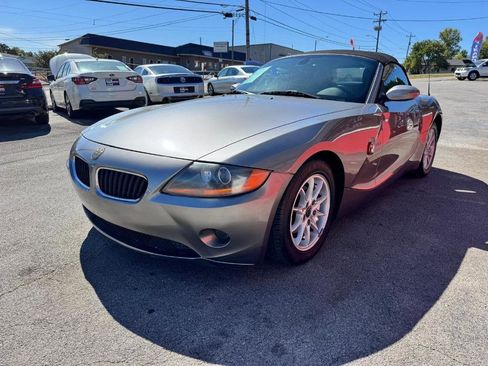 Used 2004 BMW Z4 2.5i image 3