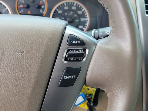 Used 2015 Nissan Armada SV AWD/4WD image 31