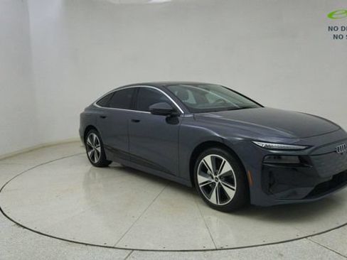 Used 2025 Audi A6 e-tron Premium Plus w/ Premium Plus RWD image 66