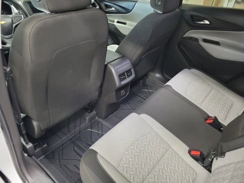 Used 2023 Chevrolet Equinox LS w/ LS Convenience Package image 13