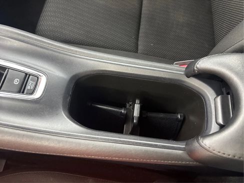 Used 2018 Honda HR-V LX image 22