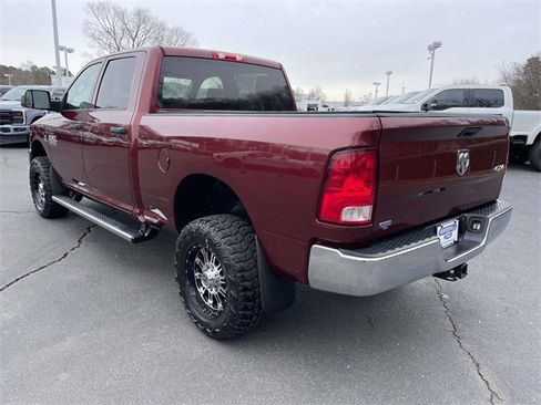 Used 2018 RAM 2500 Tradesman w/ Chrome Appearance Group image 4