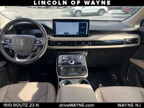 Used 2023 Lincoln Nautilus Reserve AWD/4WD image 21