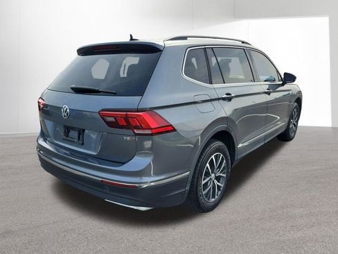 Used 2018 Volkswagen Tiguan SEL image 13