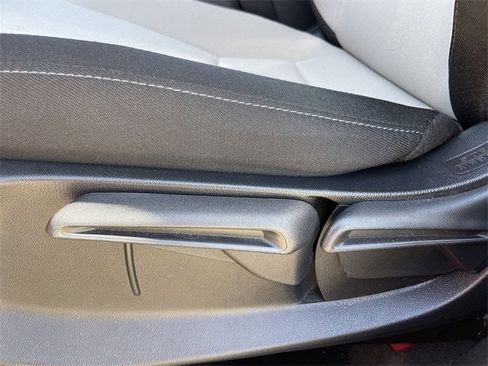 Used 2025 Honda CR-V LX image 24