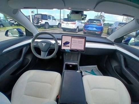 Used 2023 Tesla Model 3 Standard Range RWD image 22