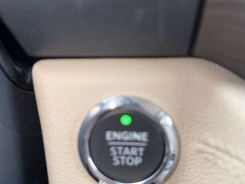 Used 2024 Ford Expedition Limited RWD image 12