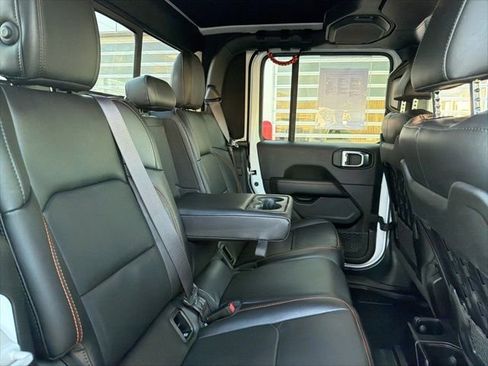 Used 2021 Jeep Gladiator Mojave image 34