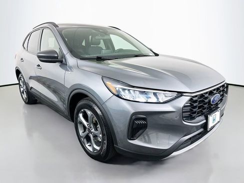 Used 2025 Ford Escape ST-Line image 3