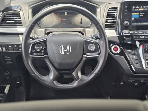 Used 2023 Honda Odyssey Touring image 15
