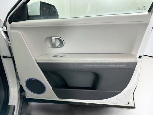 Used 2024 Hyundai Ioniq 5 Limited RWD image 33