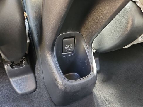 Used 2016 Honda HR-V EX-L image 15