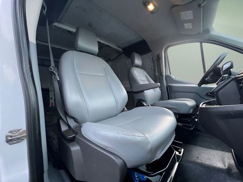 Used 2015 Ford Transit 150 130 Low Roof RWD image 16