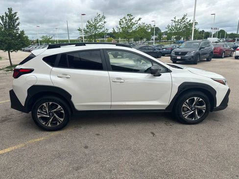 Used 2025 Subaru Crosstrek 2.5i Premium AWD/4WD image 4
