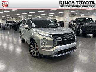 Used 2025 Mitsubishi Outlander SE FWD video 1