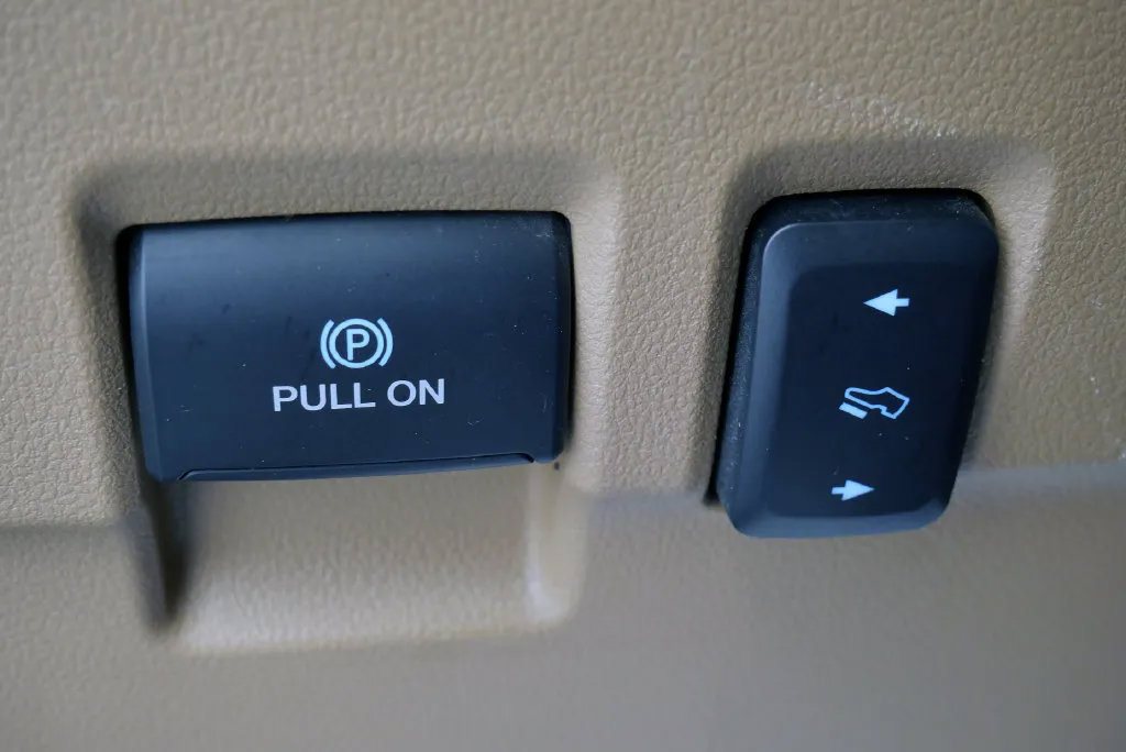 Used 2023 Ford F250 Lariat w/ Chrome Package AWD/4WD image 27