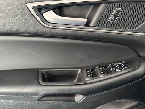 Used 2024 Ford Edge SEL AWD/4WD image 11