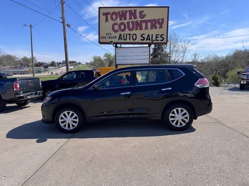 Used 2014 Nissan Rogue S image 4