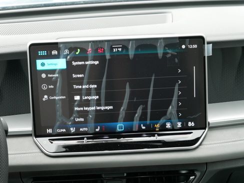New 2026 Volkswagen Tiguan SE R-Line AWD/4WD image 10