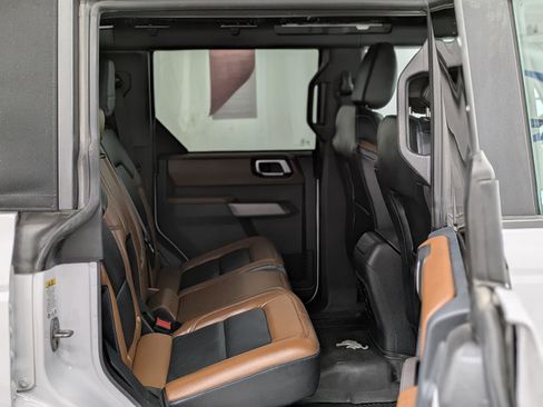 Used 2023 Ford Bronco Outer Banks image 20