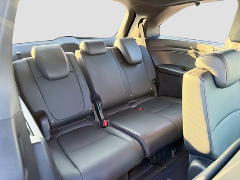 Used 2025 Honda Odyssey Sport-L image 21