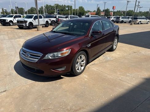 Used 2012 Ford Taurus SEL FWD image 3