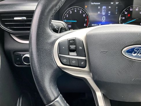 Used 2020 Ford Explorer XLT AWD/4WD image 11