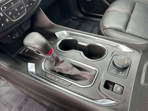 Certified 2023 Chevrolet Traverse RS image 15