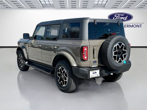 New 2025 Ford Bronco Outer Banks image 5