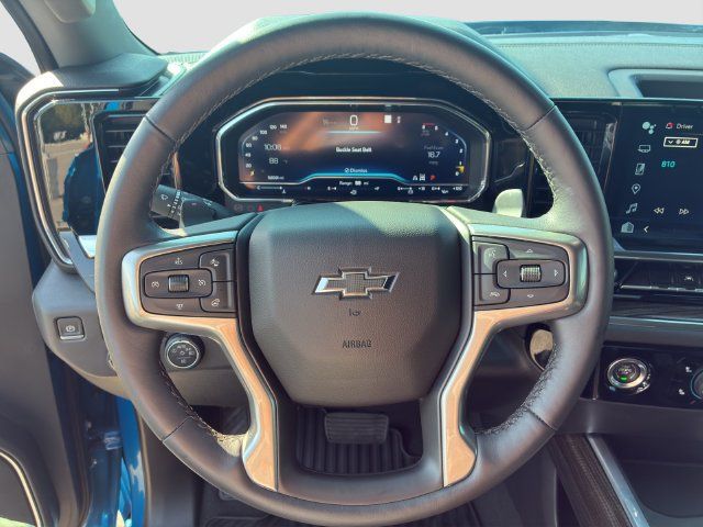 Used 2023 Chevrolet Silverado 1500 RST w/ LPO, Dark Essentials Package AWD/4WD image 16