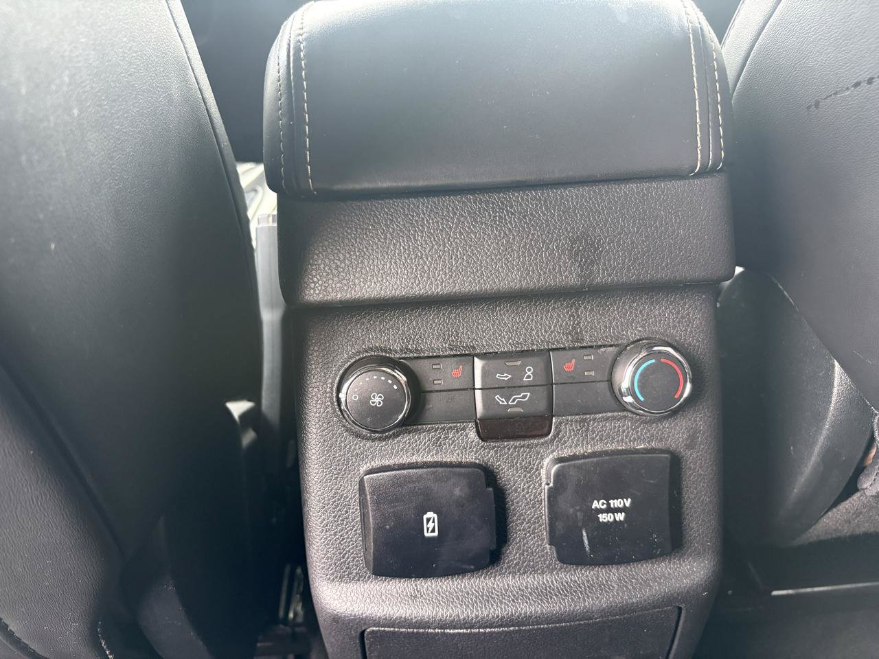 Used 2018 Ford Explorer Platinum AWD/4WD image 29