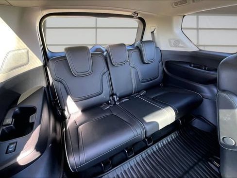 Used 2026 INFINITI QX80 Luxe w/ Cargo Package AWD/4WD image 27