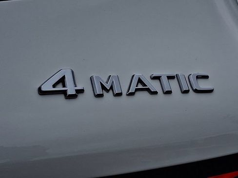 Used 2016 Mercedes-Benz GLC 300 4MATIC image 34