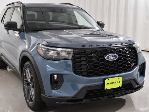 New 2026 Ford Explorer ST w/ Sun And Sound Package AWD/4WD image 4