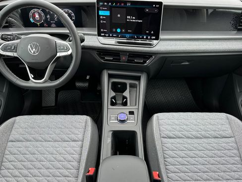 New 2026 Volkswagen Tiguan S image 12