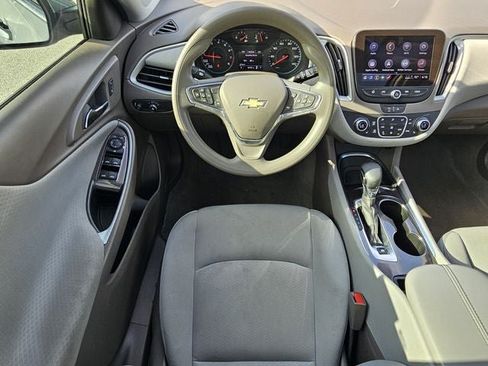 Used 2024 Chevrolet Malibu LT FWD image 12