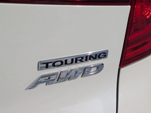 Used 2017 Honda Pilot Touring image 33