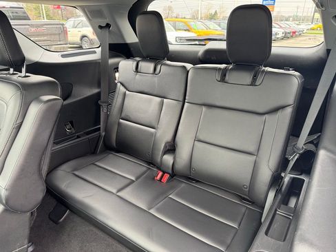 Used 2021 Ford Explorer Limited w/ Equipment Group 301A image 10
