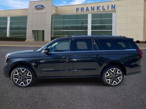 New 2026 Ford Expedition Max Platinum w/ Platinum Ultimate Package AWD/4WD image 4