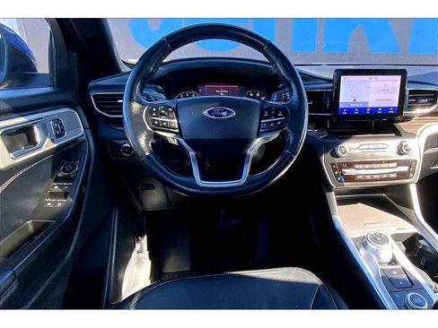 Used 2020 Ford Explorer Limited AWD/4WD image 6