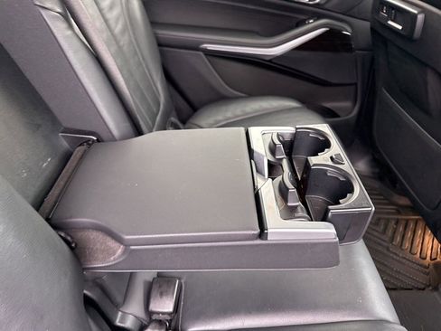 Used 2021 BMW X7 xDrive40i w/ Parking Assistance Package image 14