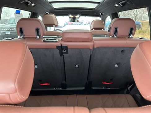 Used 2023 BMW X7 xDrive40i w/ M Sport Package image 14