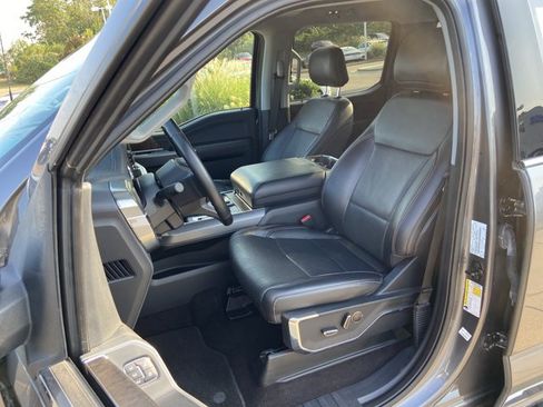 Used 2021 Ford F150 Lariat RWD image 18