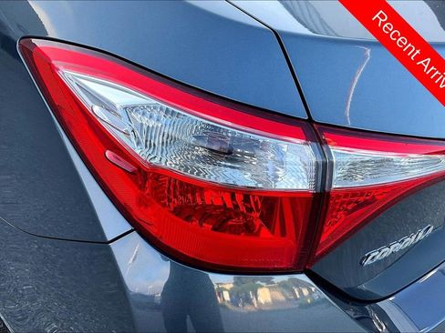 Used 2014 Toyota Corolla LE FWD image 23