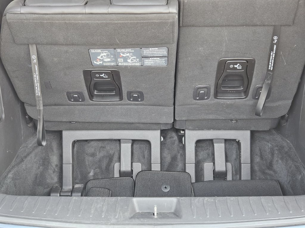 Used 2024 Kia Carnival SX Prestige FWD image 33
