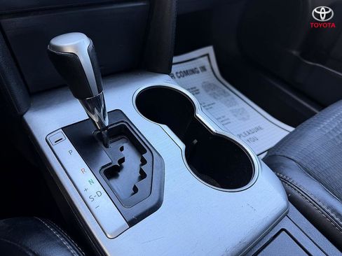 Used 2012 Toyota Camry SE image 20