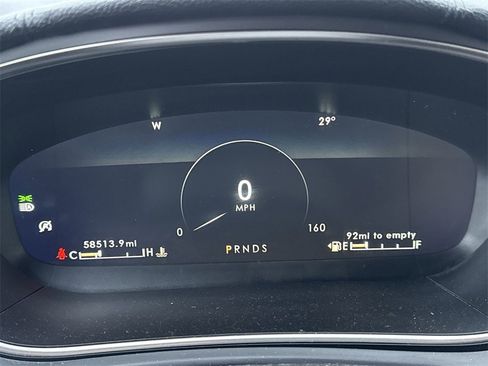 Used 2019 Lincoln Nautilus Select image 10