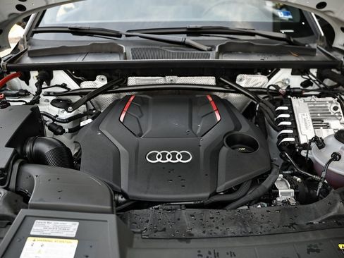 Used 2024 Audi SQ5 Premium Plus w/ Premium Plus Package image 30