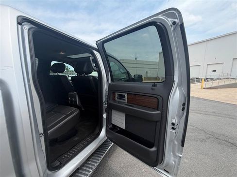 Used 2014 Ford F150 Lariat w/ Equipment Group 502A Luxury AWD/4WD image 29